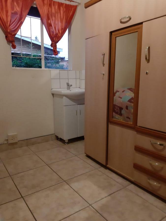 Roullas Gardens Homestay Pretoria